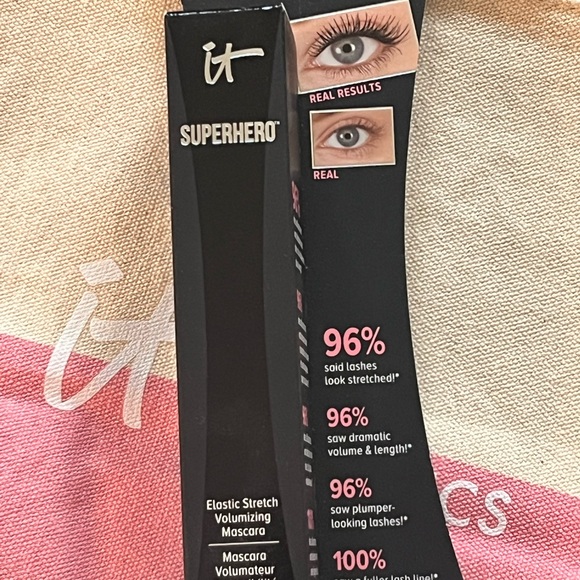 IT cosmetics bundle - Picture 7 of 7